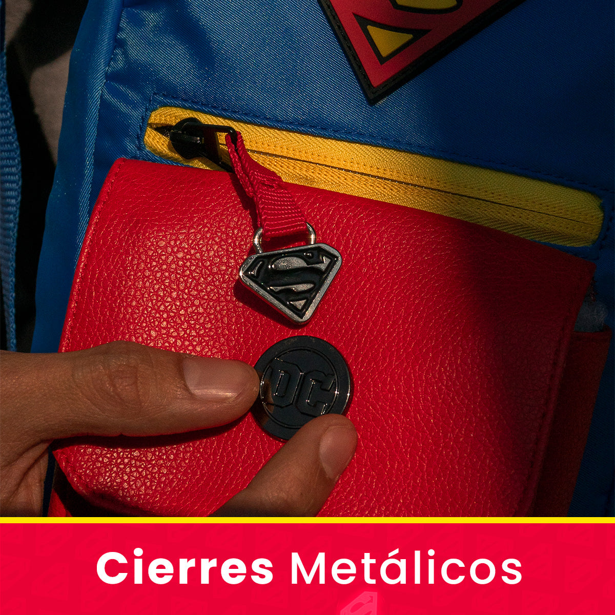 Mochila Cross Body Superman DC Classic 002