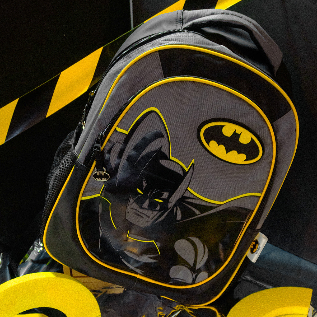 Mochila escolar Batman con alas desplegables Colección 011