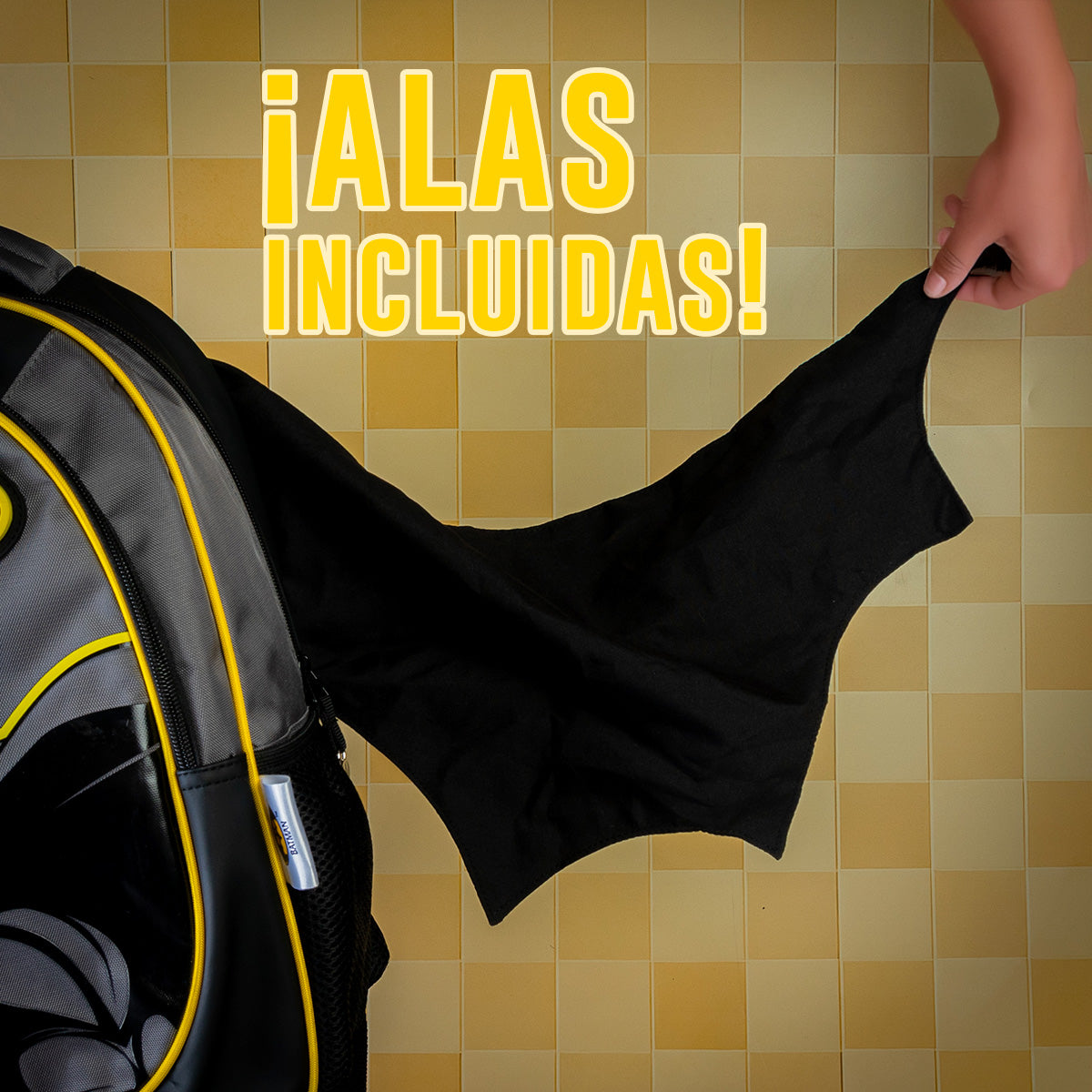 Mochila escolar Batman con alas desplegables Colección 011