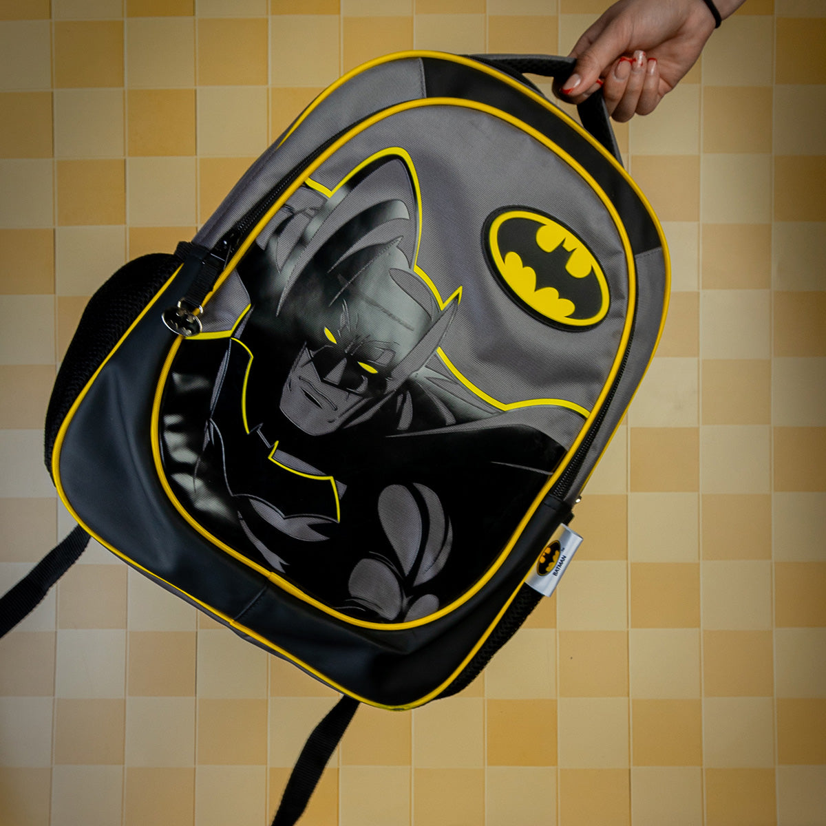 Mochila escolar Batman con alas desplegables Colección 011