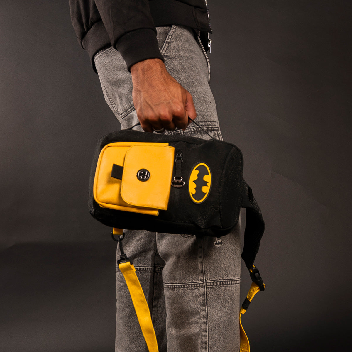 Mochila Cross Body Batman Black 012