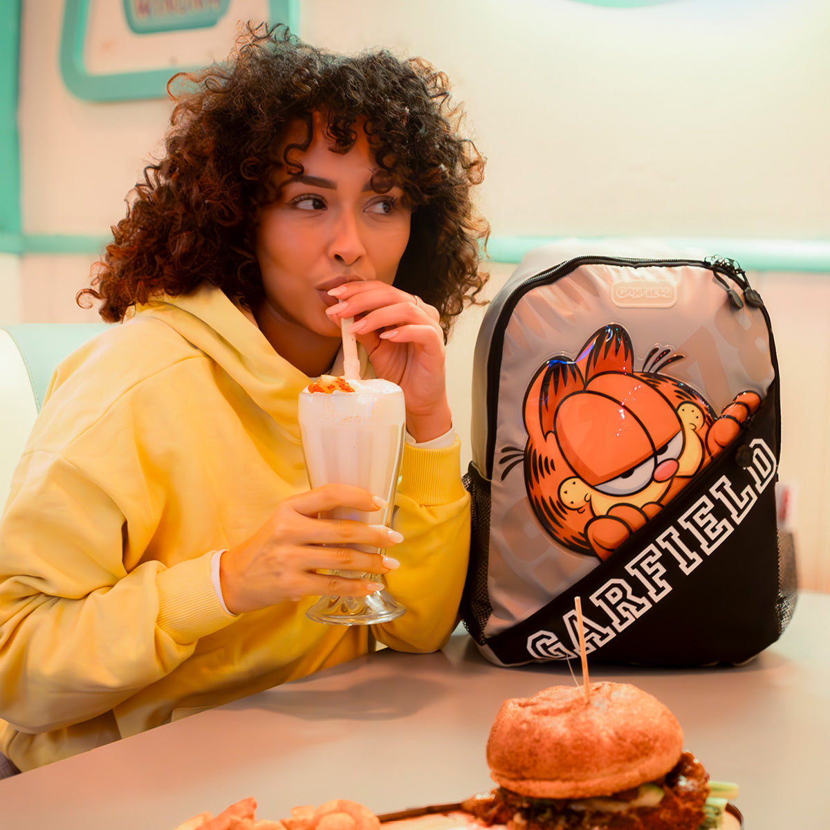 Mochila Garfield Urban Collage 011