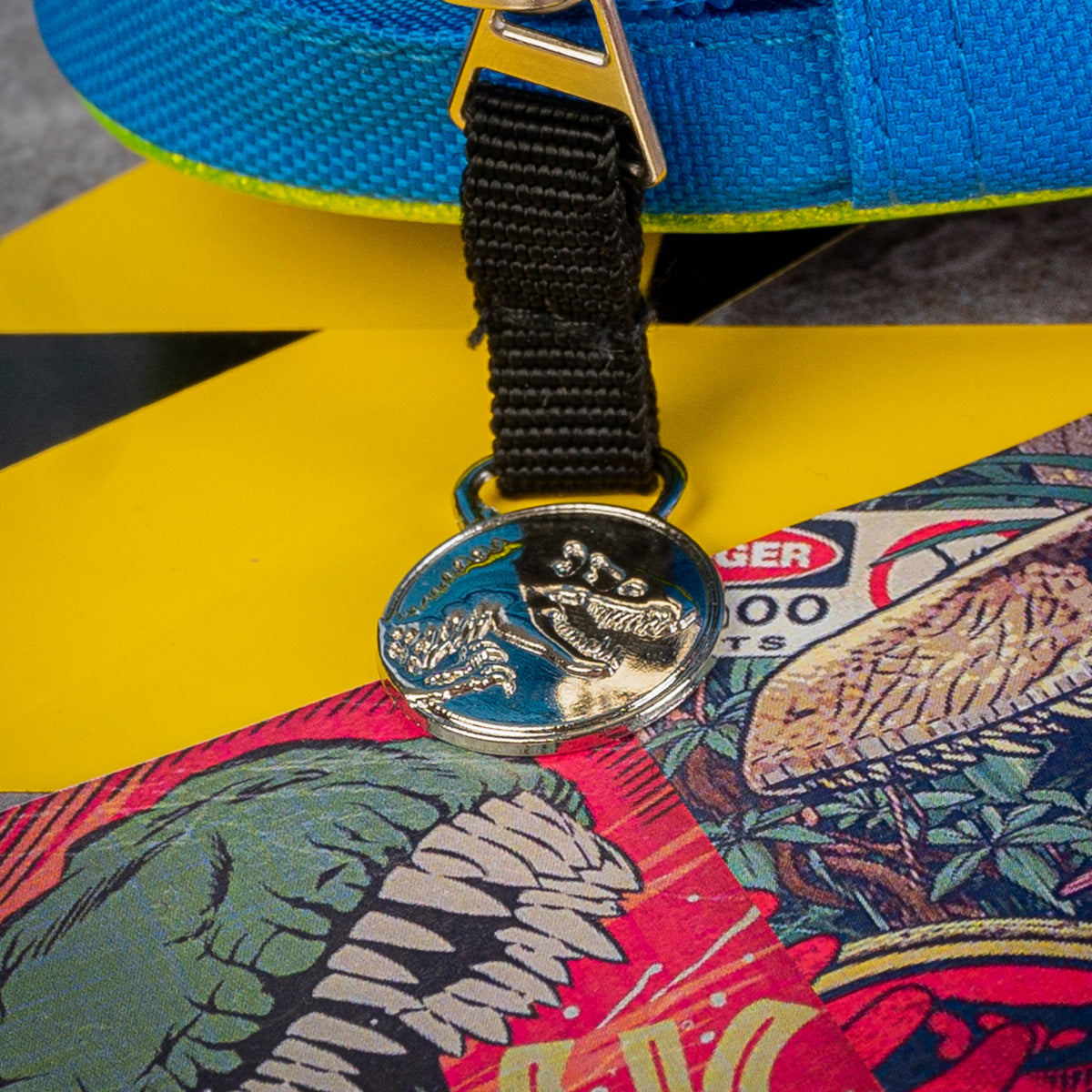 SET Mochila, Lonchera y Lapicera escolar Jurassic World 003