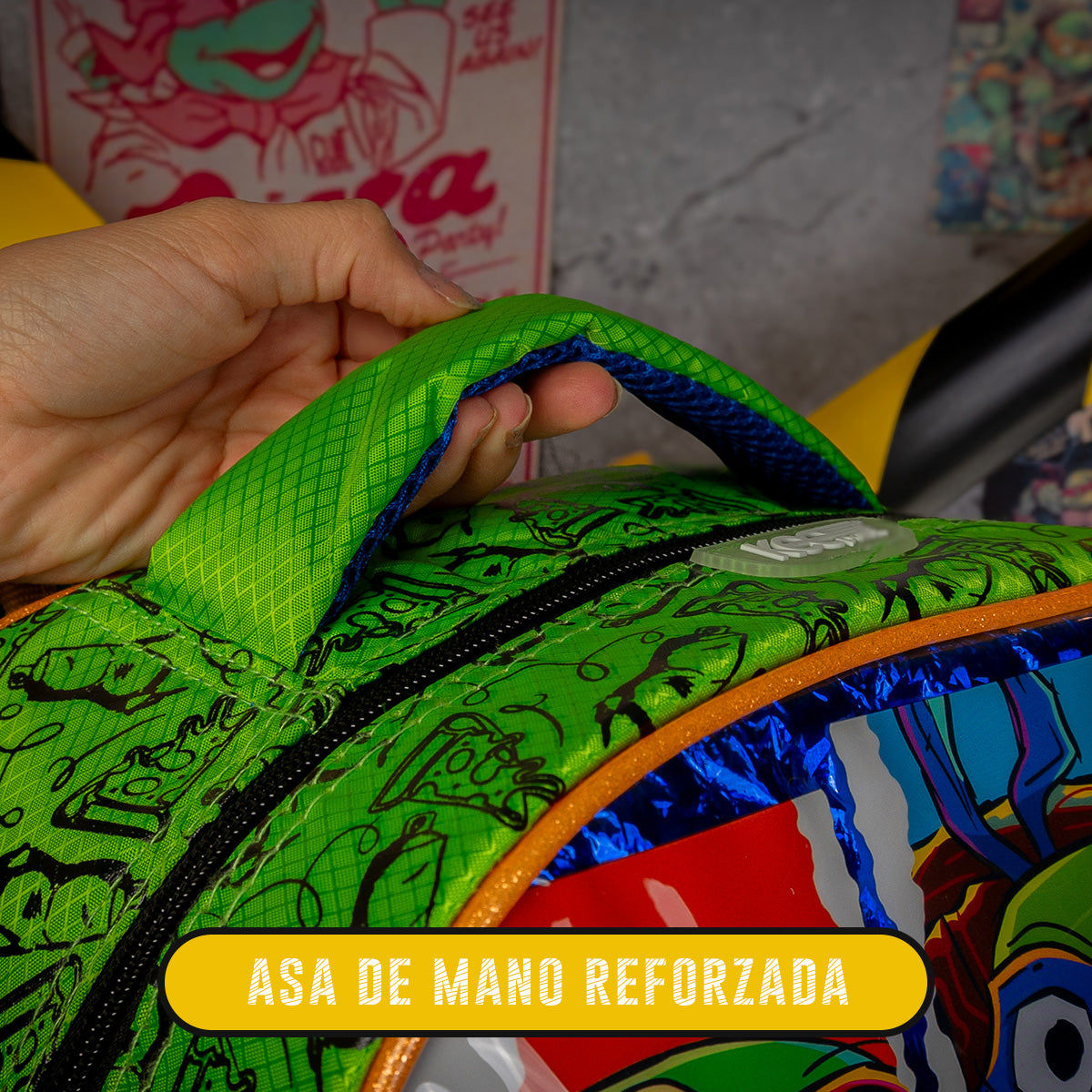 Mochila escolar Tortugas Ninja 011